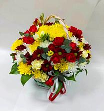 Цветочная композиция из Хризантемы и Розы в корзине в Аббакумово