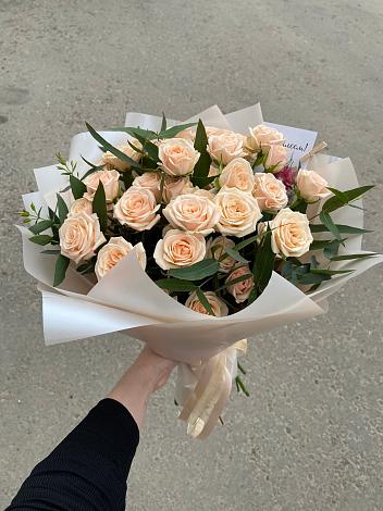 Букет Кремовые розы Латте в Аббакумово